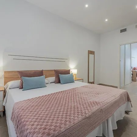 Cmdreams Platinium- Apartamentos Turisticos En El Centro De Merida Exterior photo